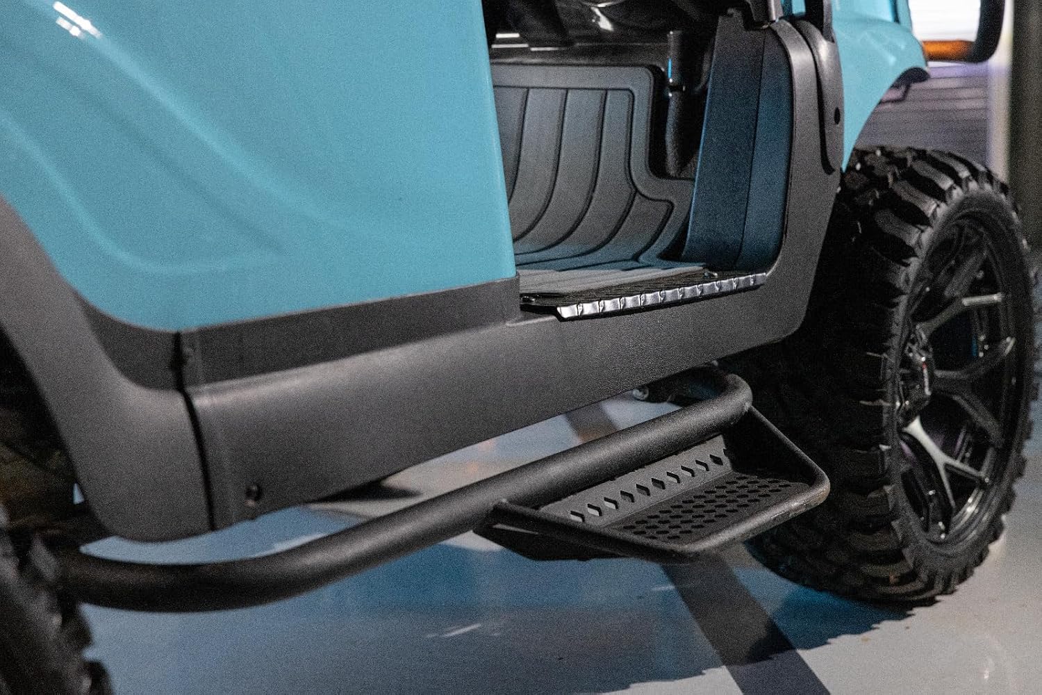 MadJax Armor Nerf Bar with Drop Down Side Step | Model-Specific Mounting Brackets Sold Separately